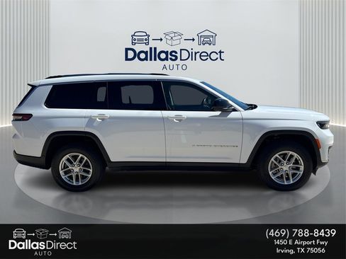 Used 2022 Jeep Grand Cherokee L Laredo w/ Luxury Tech Group I image 5