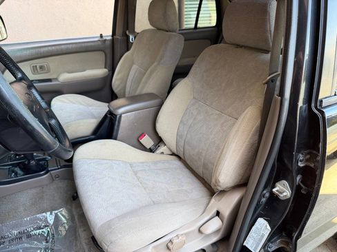 Used 1999 Toyota 4Runner SR5 AWD/4WD image 15