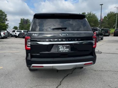 Used 2024 Ford Expedition Limited AWD/4WD image 7