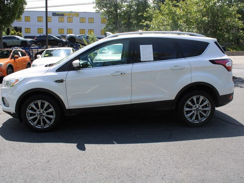 Used 2018 Ford Escape Titanium AWD/4WD image 11