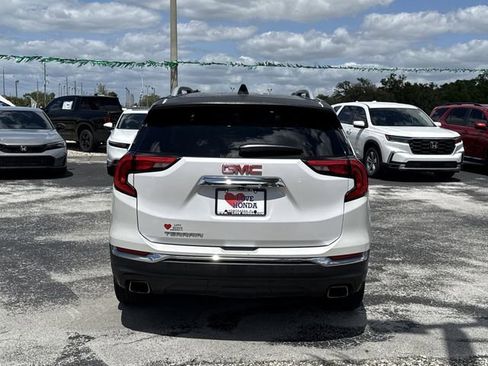 Used 2020 GMC Terrain SLT w/ Preferred Package FWD image 8