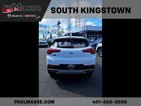 Used 2024 Buick Encore GX Preferred w/ Comfort Package AWD/4WD image 5