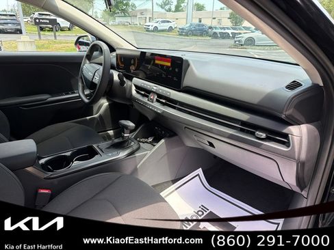 New 2026 Kia K4 FWD image 12