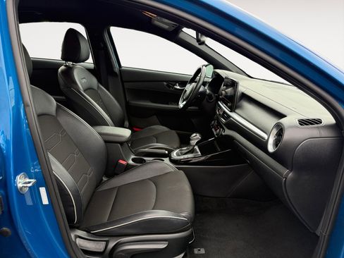Used 2023 Kia Forte GT-Line image 19