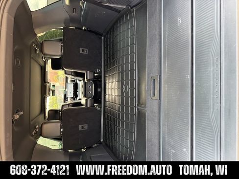 Used 2025 Ford Expedition Tremor AWD/4WD image 19