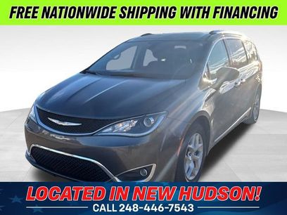 Used 2019 Chrysler Pacifica Touring-L Plus w/ Tire & Wheel Group