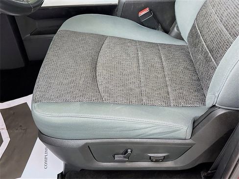 Used 2018 RAM 1500 SLT image 20