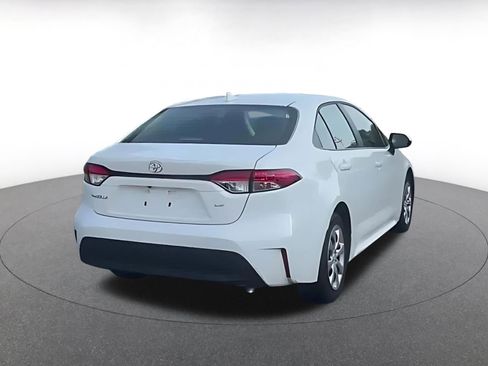 Used 2025 Toyota Corolla LE FWD image 14