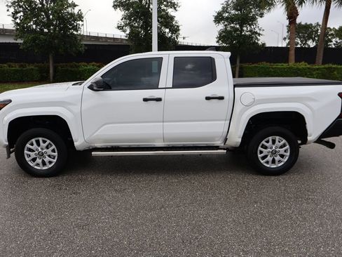 Certified 2024 Toyota Tacoma SR image 12