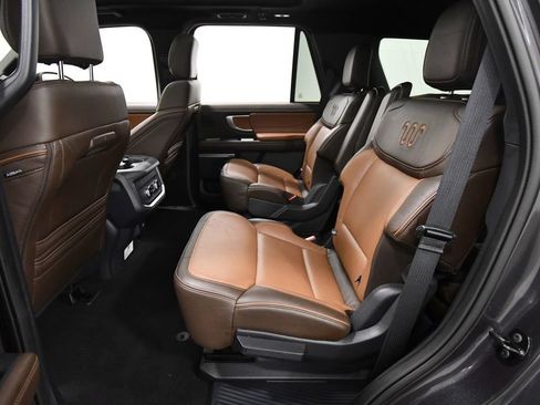 Used 2025 Ford Expedition King Ranch AWD/4WD image 15