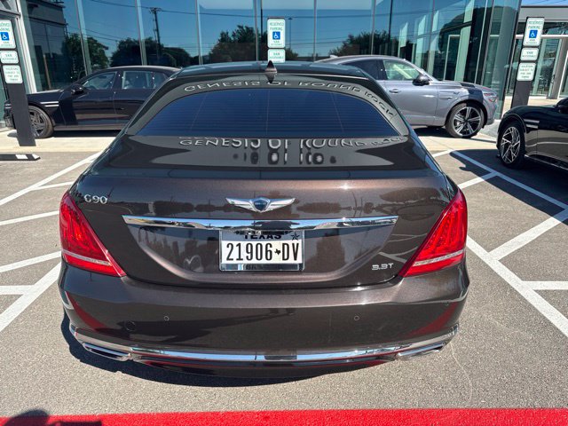 Used 2017 Genesis G90 3.3T Premium RWD image 6