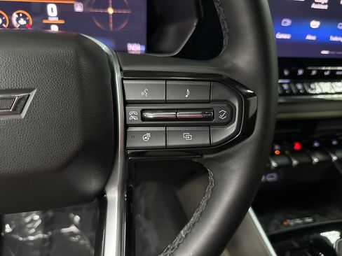 Used 2024 Chevrolet Colorado ZR2 w/ ZR2 Convenience Package III image 16