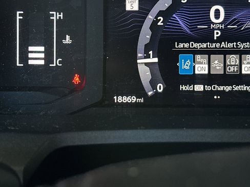 Used 2025 Toyota 4Runner SR5 image 25