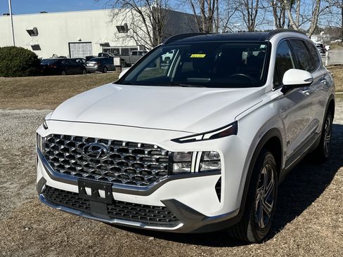 Used 2023 Hyundai Santa Fe SEL w/ Premium Package image 1