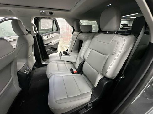 New 2026 Ford Explorer Active w/ Active Comfort Package image 19