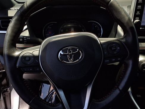 Certified 2022 Toyota RAV4 XSE w/ Weather Package AWD/4WD image 11