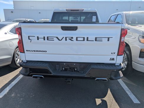 Used 2021 Chevrolet Silverado 1500 LT Trail Boss w/ Convenience Package II AWD/4WD image 6