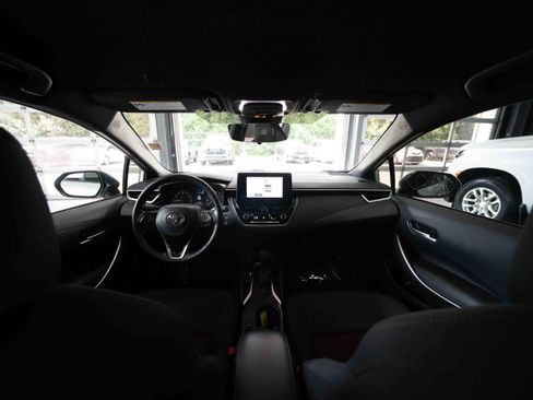 Used 2024 Toyota Corolla SE FWD image 19