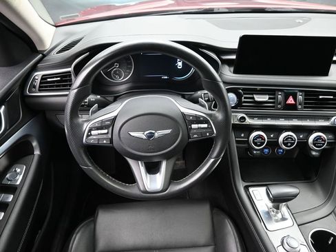 Used 2023 Genesis G70 2.0T image 24