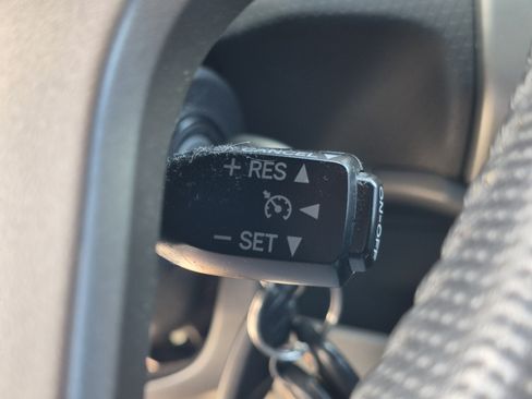 Used 2015 Toyota Tacoma PreRunner w/ TRD Sport Package RWD image 56