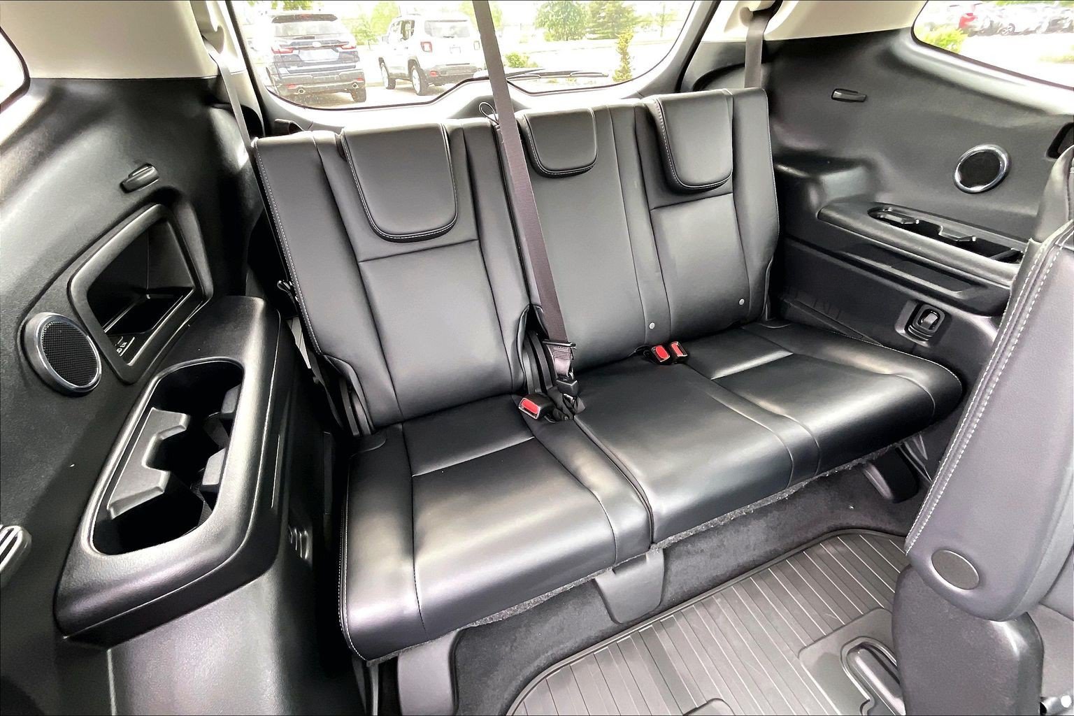 Used 2026 Subaru Ascent Limited AWD/4WD image 29
