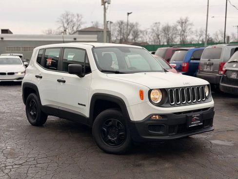 Used 2015 Jeep Renegade Sport w/ Power & Air Group image 3