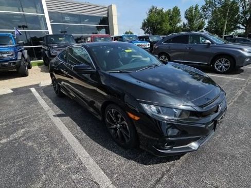 Used 2020 Honda Civic Sport image 2