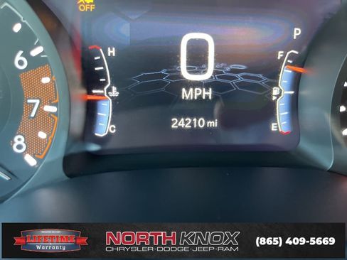 Used 2024 Jeep Compass Limited image 31