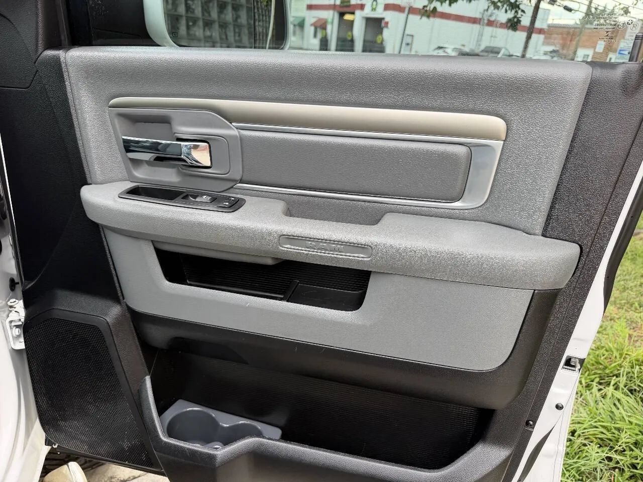 Used 2018 RAM 2500 SLT AWD/4WD image 50