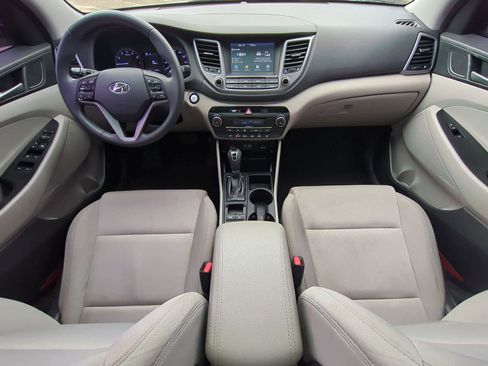 Used 2018 Hyundai Tucson Value FWD image 8