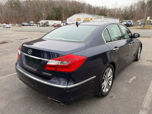 Used 2012 Hyundai Genesis 3.8 w/ Premium Pkg image 7