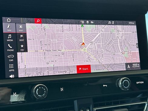 Certified 2023 Porsche Macan AWD/4WD image 19