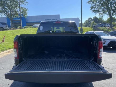 Used 2022 RAM 1500 Big Horn AWD/4WD image 8
