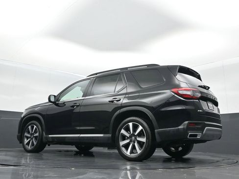Certified 2023 Honda Pilot Elite image 17