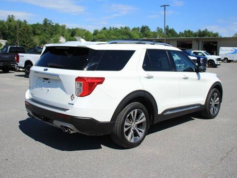 Certified 2020 Ford Explorer Platinum w/ Premium Technology Package AWD/4WD image 5