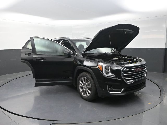 Used 2024 GMC Terrain SLT AWD/4WD image 39