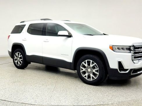 Used 2023 GMC Acadia SLE w/ Driver Convenience Package FWD image 3