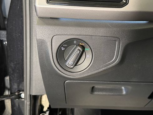Used 2021 Volkswagen Atlas SEL Premium AWD/4WD image 18