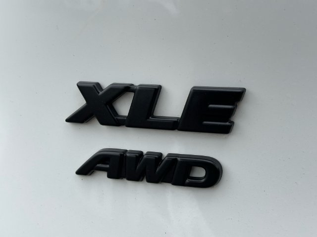 Used 2024 Toyota RAV4 XLE w/ Convenience Package AWD/4WD image 12