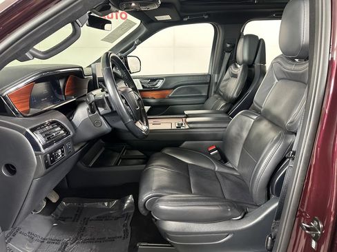 Used 2024 Lincoln Navigator L Reserve AWD/4WD image 16