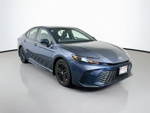 Used 2026 Toyota Camry SE w/ Convenience Package AWD/4WD image 8
