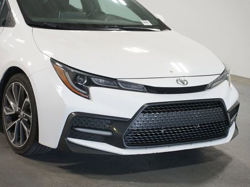 Used 2020 Toyota Corolla SE FWD image 4