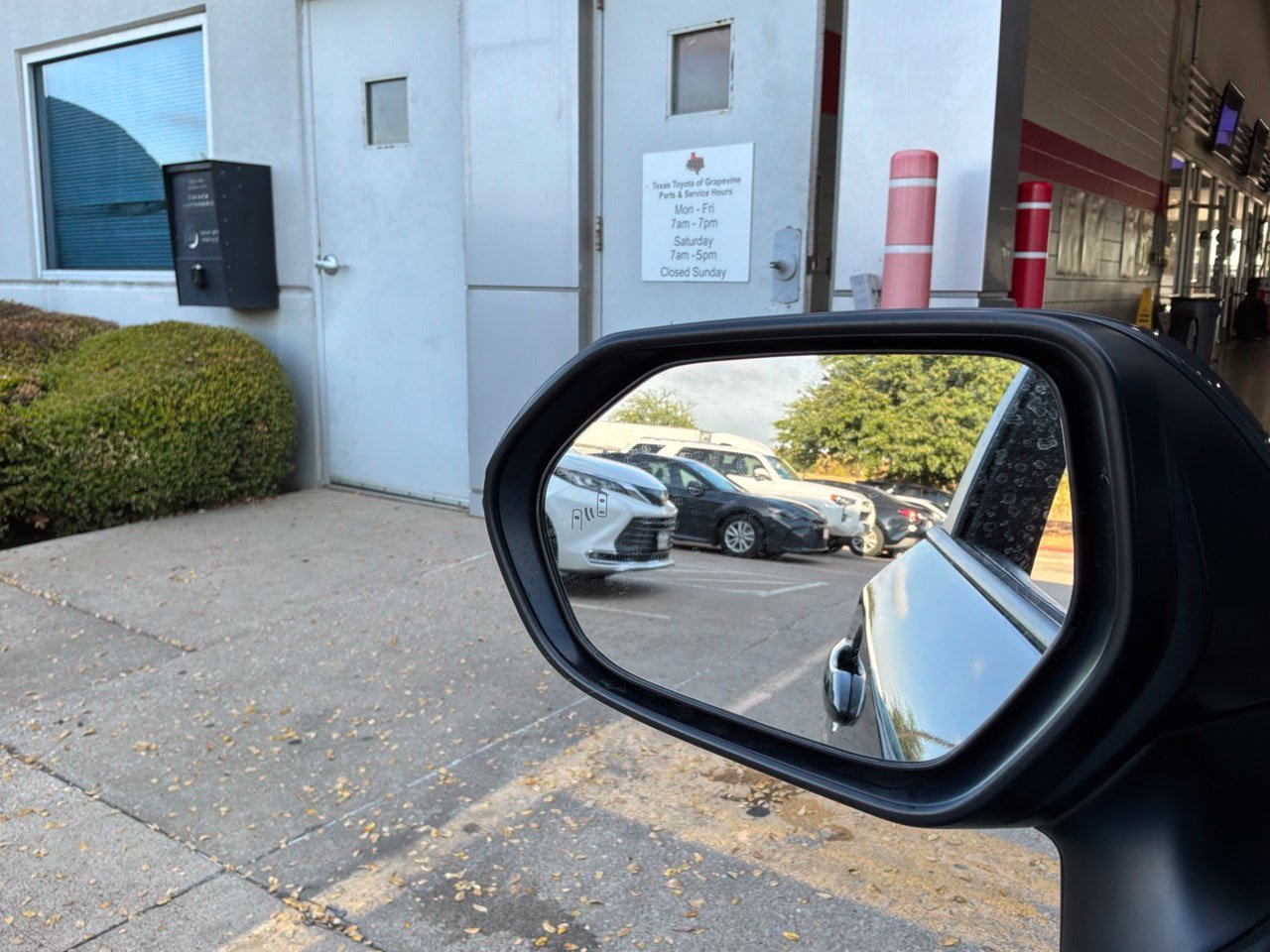Used 2026 Toyota Corolla LE FWD image 19