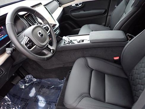 Used 2025 Volvo XC90 T8 Plus w/ Protection Package Premier AWD/4WD image 13