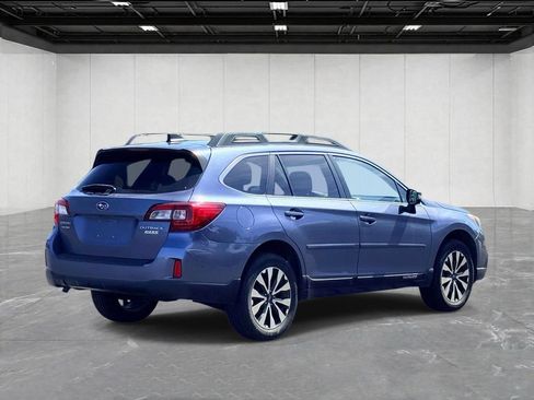 Used 2016 Subaru Outback 2.5i Limited AWD/4WD image 5