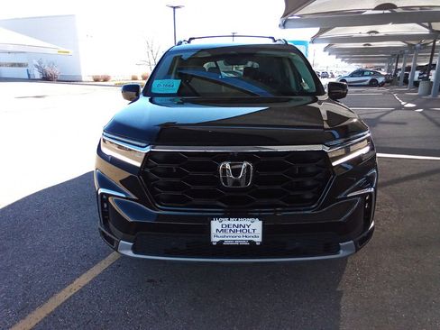 Certified 2023 Honda Pilot Elite image 2