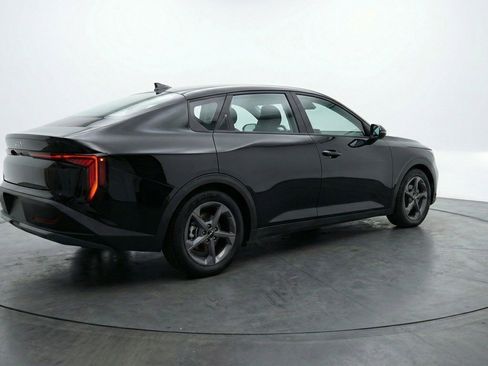 Used 2025 Kia K4 LXS image 9