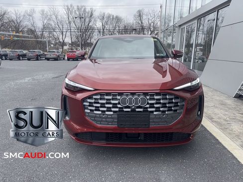 New 2025 Audi Q5 Prestige image 8