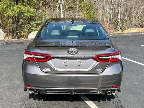 Used 2021 Toyota Camry XSE image 4