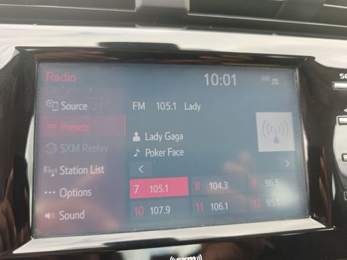 Used 2020 Toyota Camry LE w/ Convenience Package FWD image 20